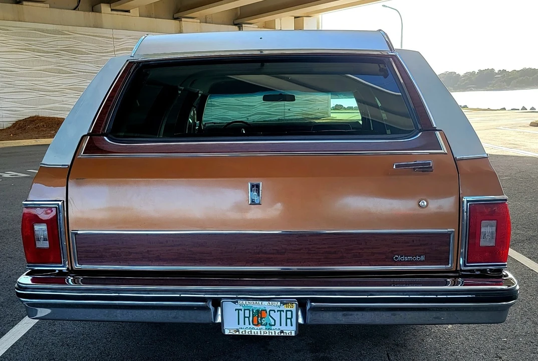 1978 Oldsmobile Custom Cruiser - Image 9 of 20
