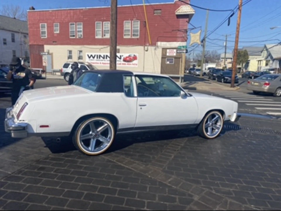 1978 Oldsmobile Cutlass 5th Gen - Image 2 of 4