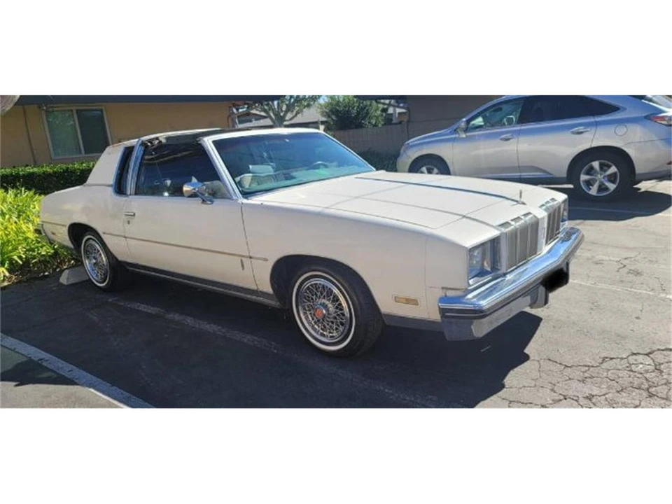 1978 Oldsmobile Cutlass 5th Gen - Image 2 of 23