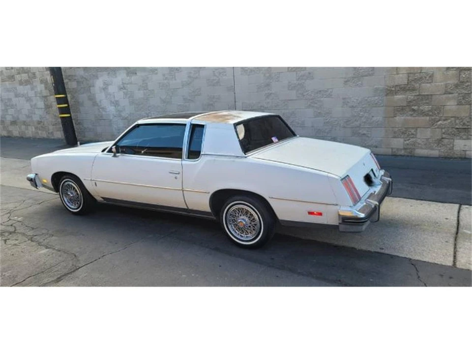 1978 Oldsmobile Cutlass 5th Gen - Image 5 of 23