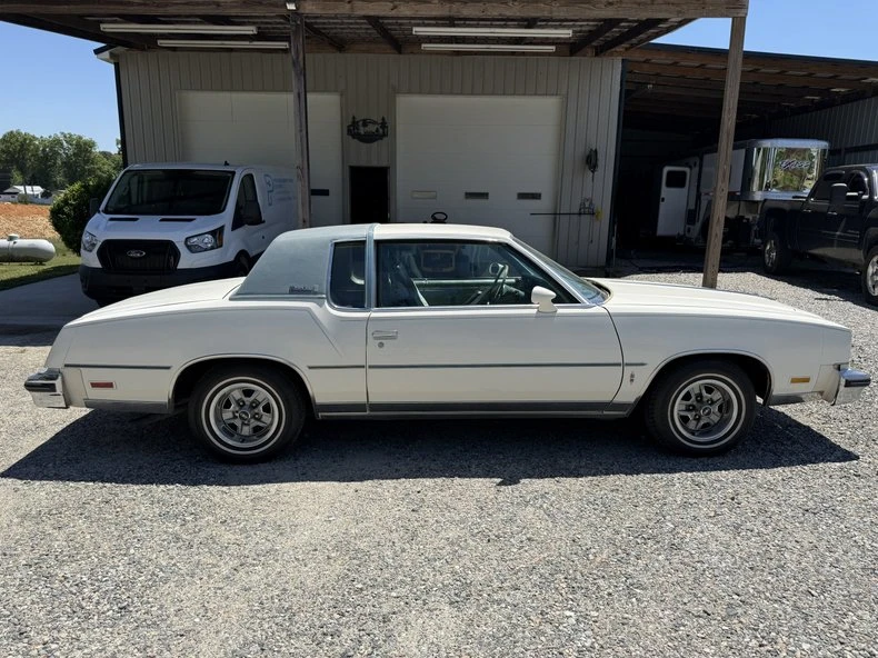 1978 Oldsmobile Cutlass Supreme - Image 2 of 11