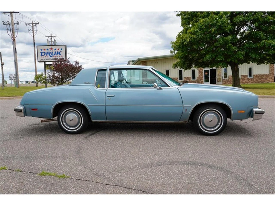 1978 Oldsmobile Cutlass Supreme - Image 2 of 31