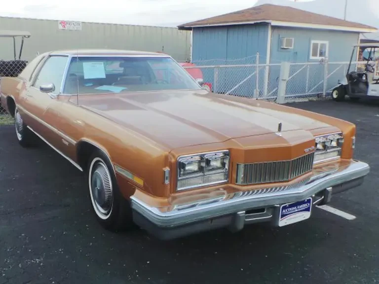 1978 Oldsmobile Toronado - Image 2 of 2