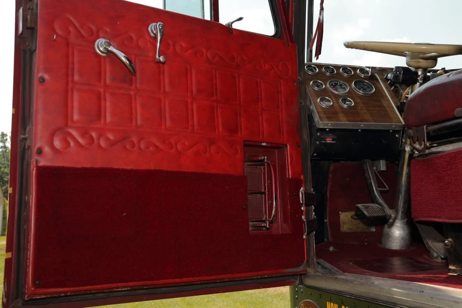 1978 Peterbilt - Image 22 of 30