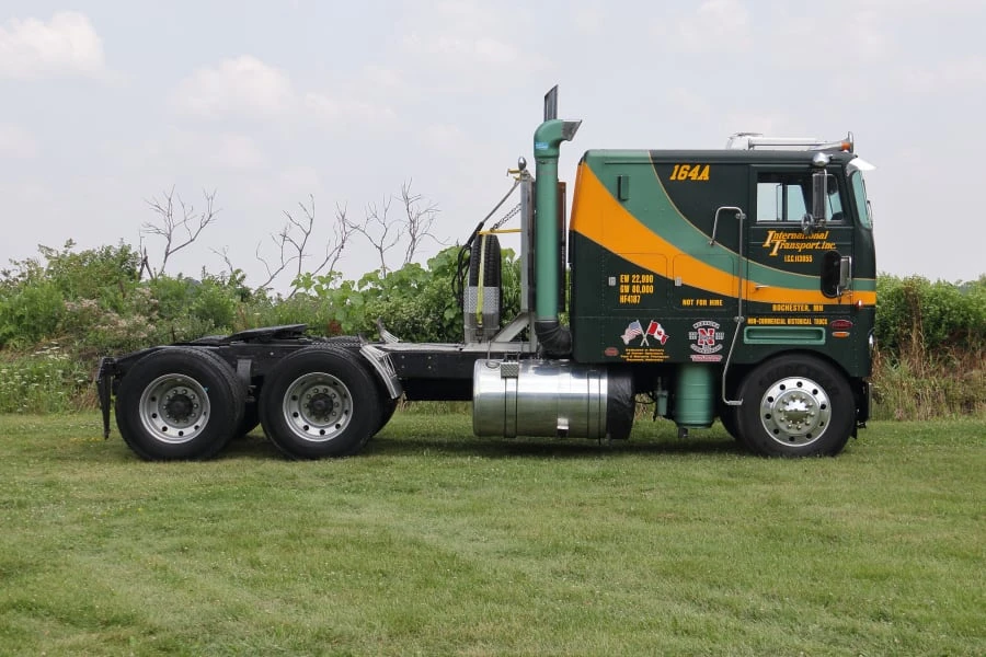 1978 Peterbilt - Image 2 of 30