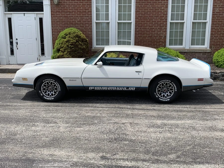 1978 Pontiac Firebird 2nd Gen - Image 2 of 7