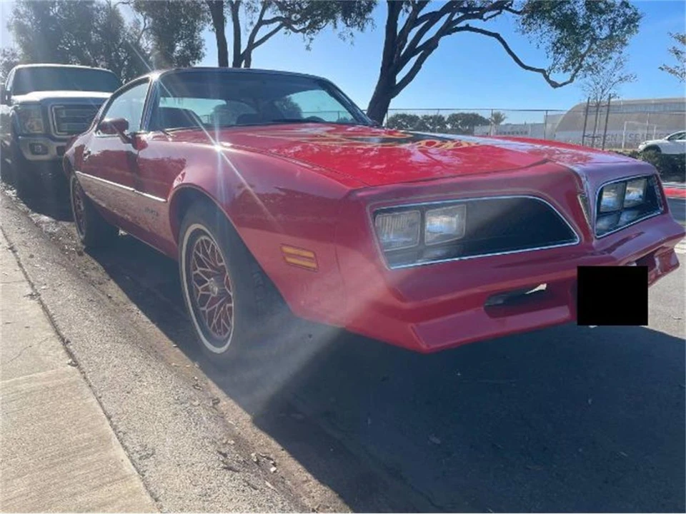 1978 Pontiac Firebird 2nd Gen - Image 13 of 18