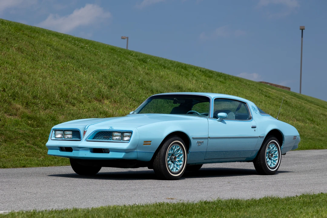 1978 Pontiac Firebird Esprit 2nd Gen - Image 6 of 31