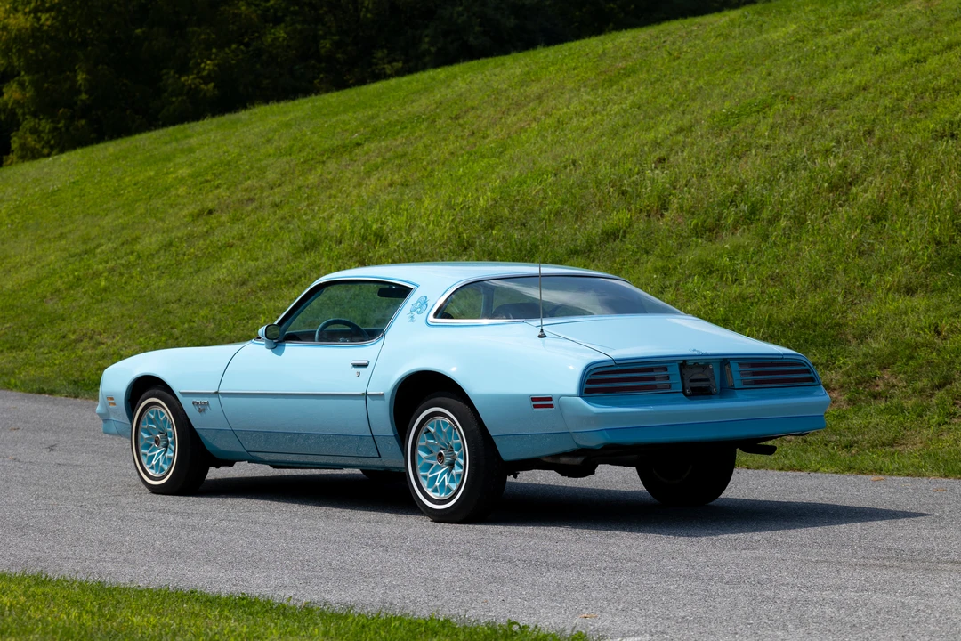 1978 Pontiac Firebird Esprit 2nd Gen - Image 9 of 31