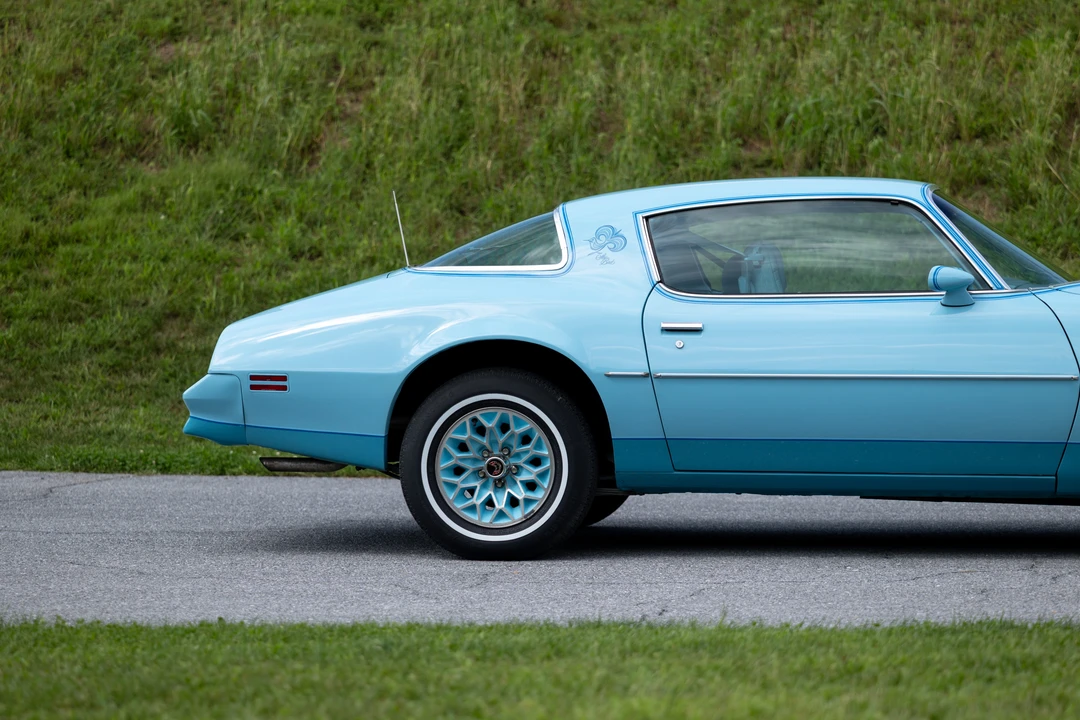 1978 Pontiac Firebird Esprit 2nd Gen - Image 18 of 31
