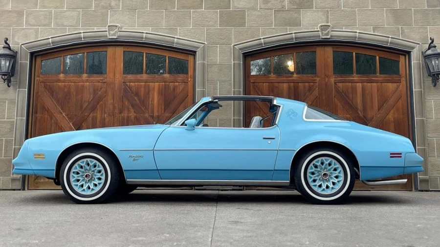 1978 Pontiac Firebird 2nd Gen - Image 11 of 31