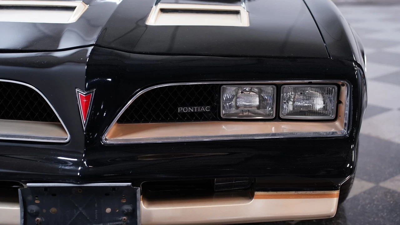 1978 Pontiac Firebird 2nd Gen - Image 19 of 21