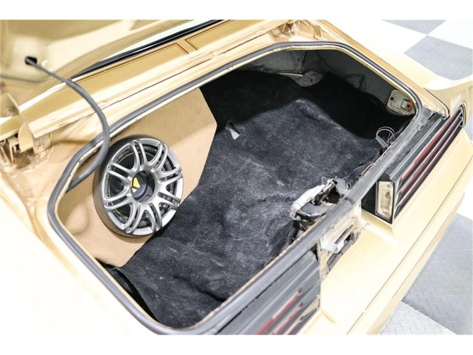 1978 Pontiac Firebird Trans Am 2nd Gen - Image 23 of 31