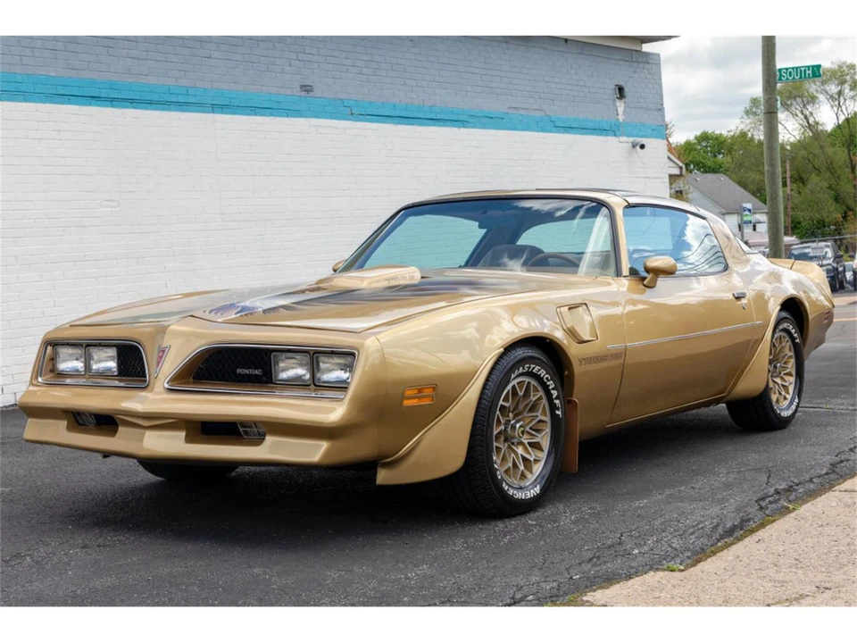 1978 Pontiac Firebird Trans Am 2nd Gen - Image 2 of 31