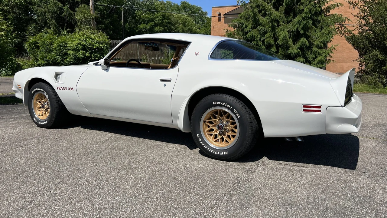 1978 Pontiac Firebird Trans Am 2nd Gen - Image 13 of 31