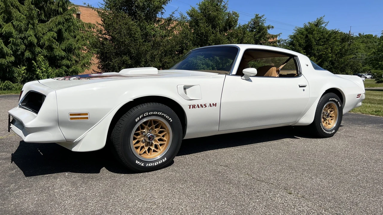 1978 Pontiac Firebird Trans Am 2nd Gen - Image 10 of 31