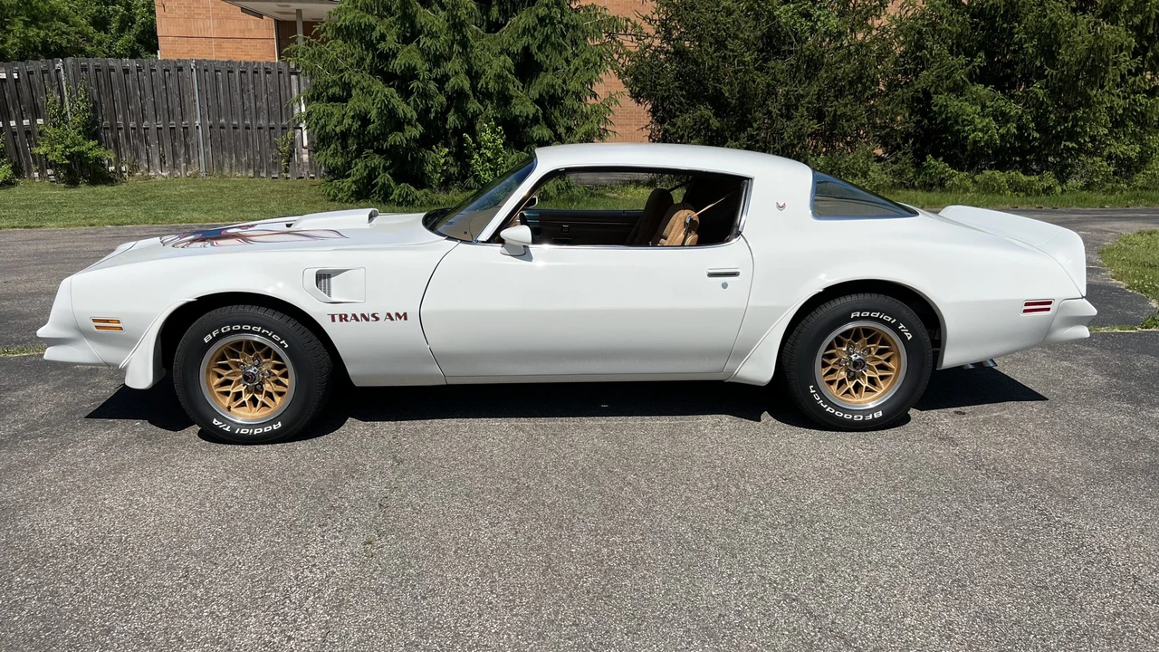 1978 Pontiac Firebird Trans Am 2nd Gen - Image 11 of 31