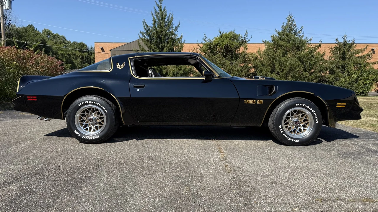 1978 Pontiac Firebird Trans Am 2nd Gen - Image 11 of 31
