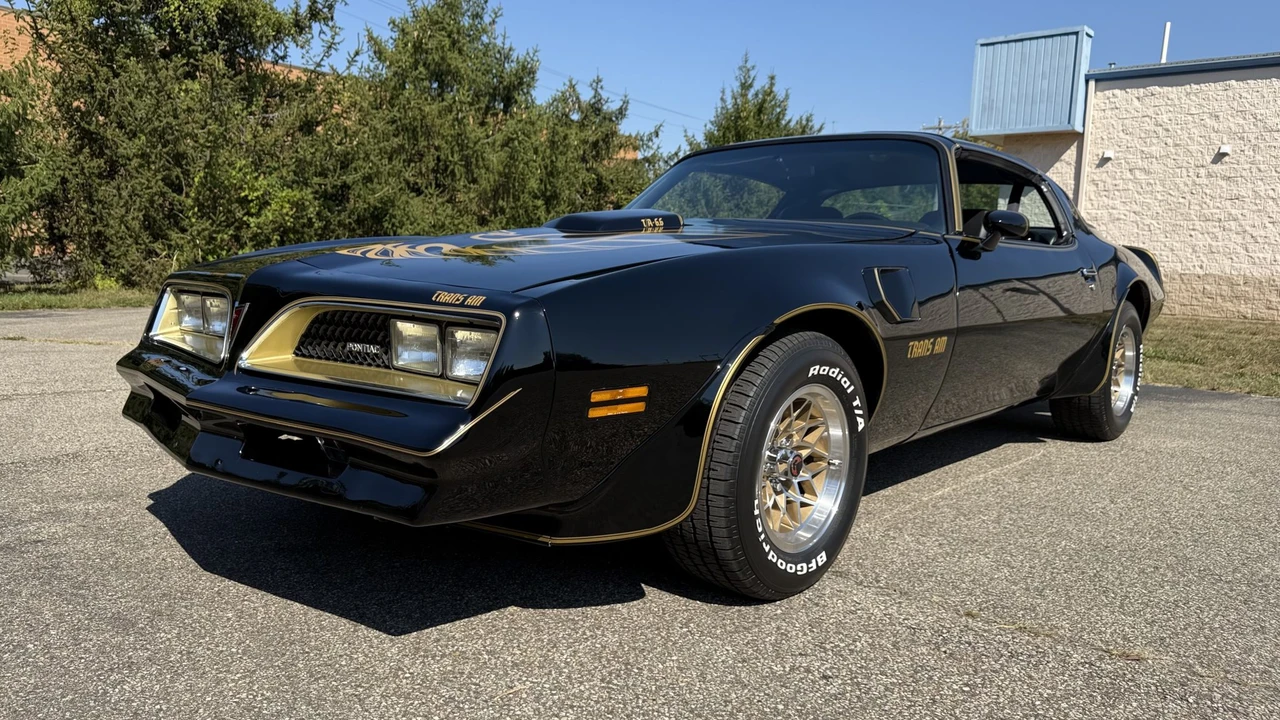 1978 Pontiac Firebird Trans Am 2nd Gen - Image 2 of 31