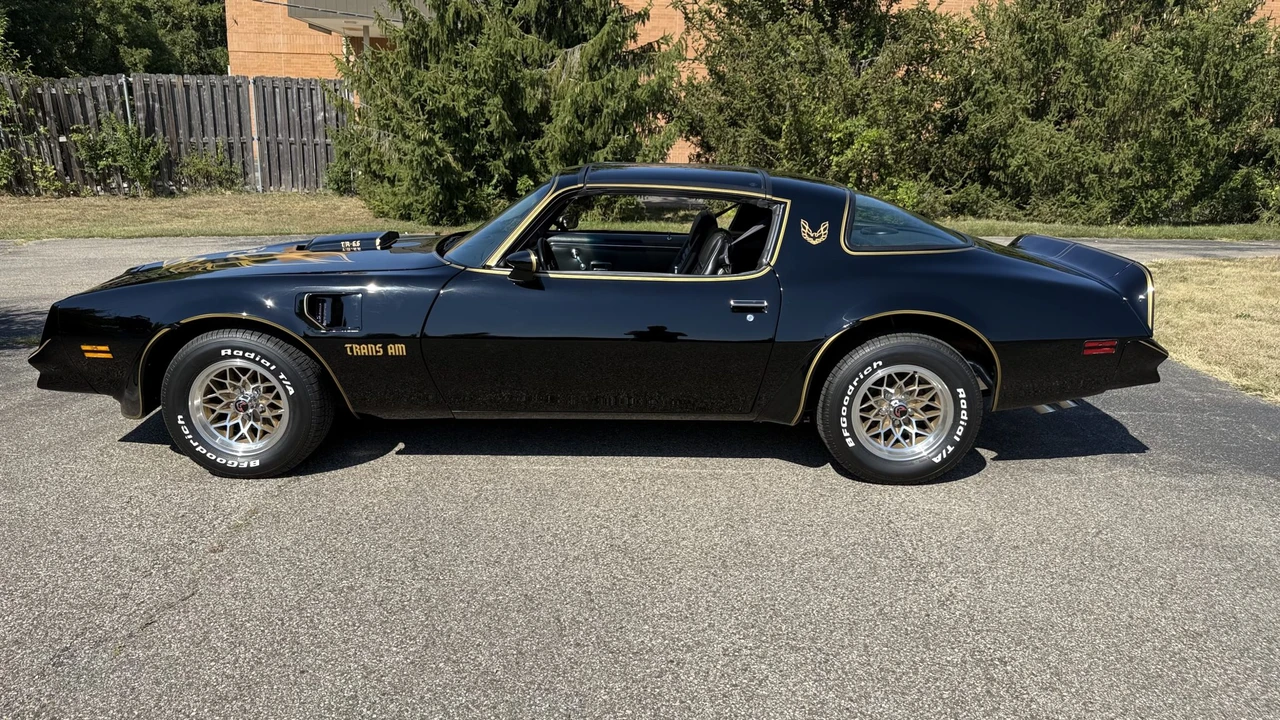 1978 Pontiac Firebird Trans Am 2nd Gen - Image 25 of 31