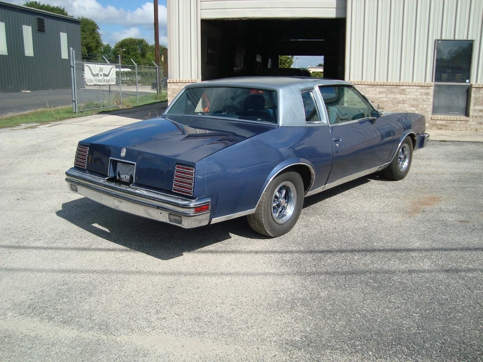 1978 Pontiac Grand Prix 3rd+ Gen - Image 2 of 20