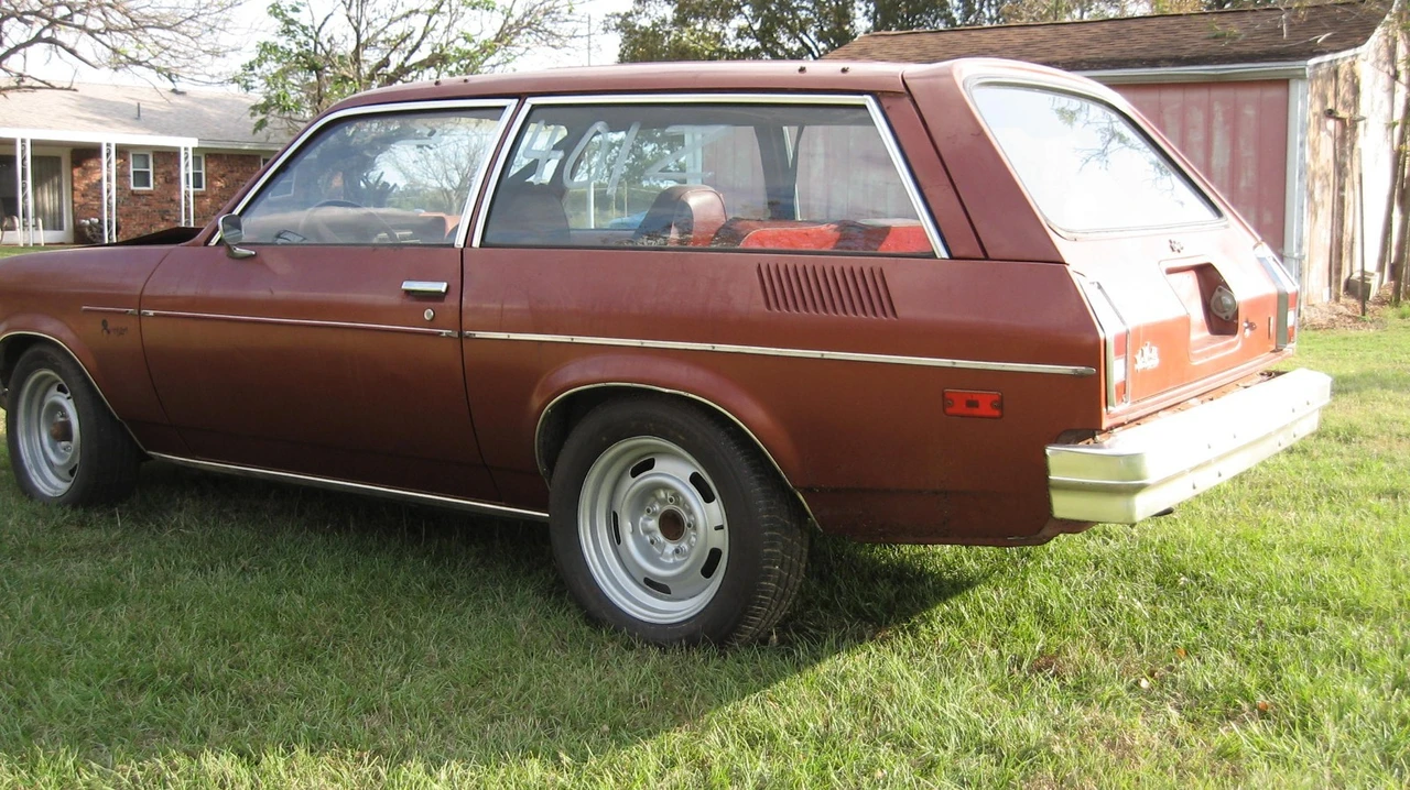 1978 Pontiac Sunbird - Image 5 of 16