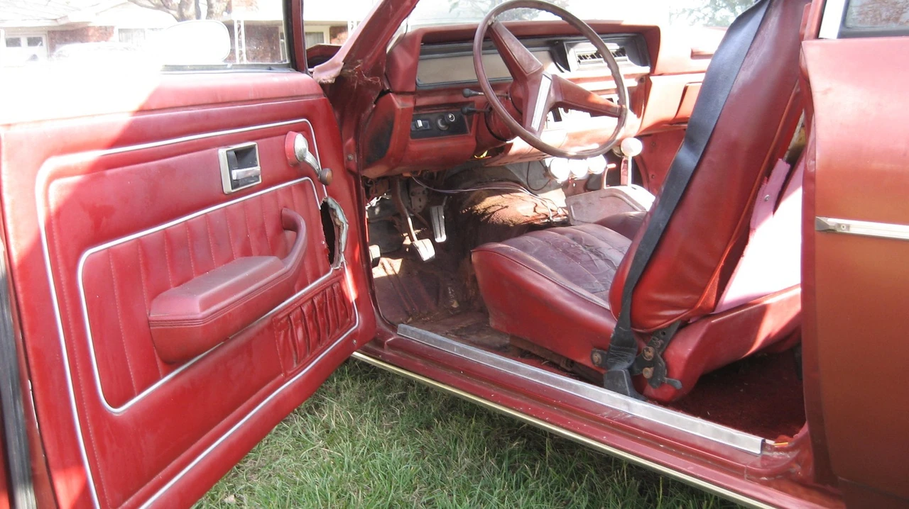 1978 Pontiac Sunbird - Image 7 of 16