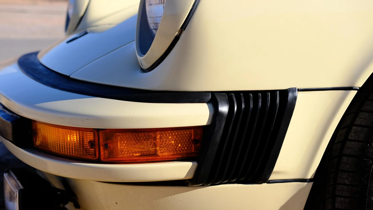 1978 Porsche 911 Carrera SC - Image 16 of 31