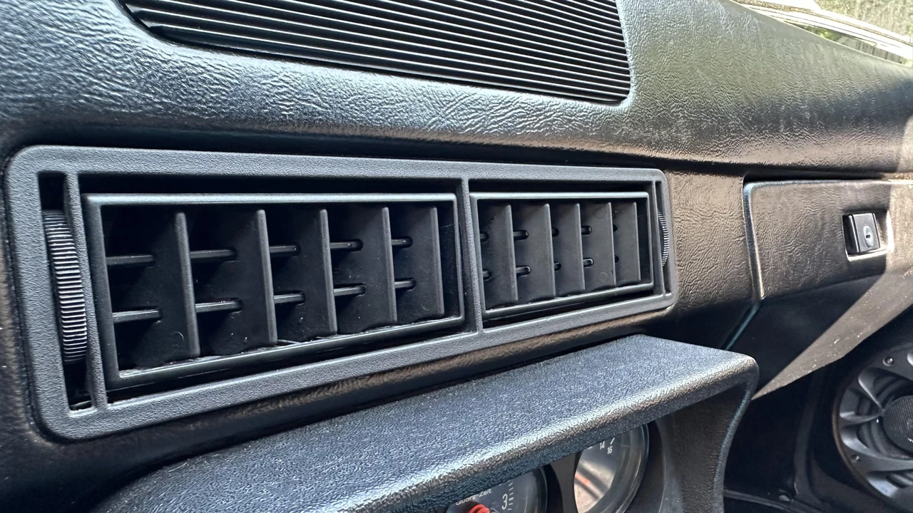 1978 Porsche 924 - Image 24 of 31
