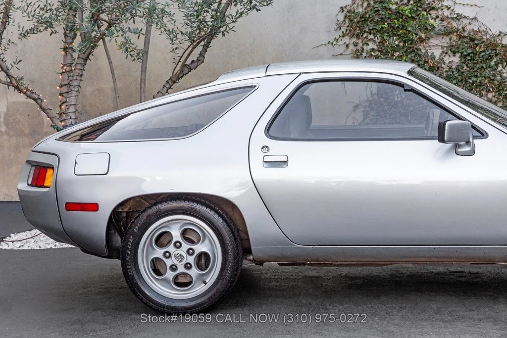 1978 Porsche 928 - Image 11 of 12