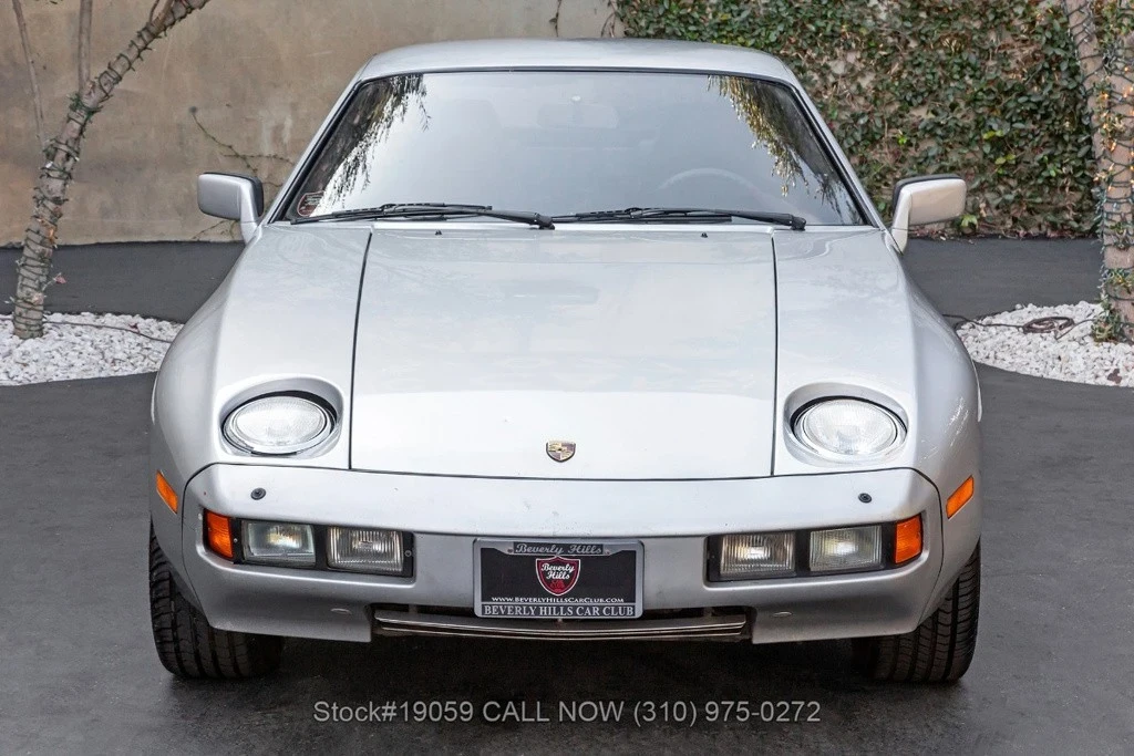 1978 Porsche 928 - Image 2 of 12
