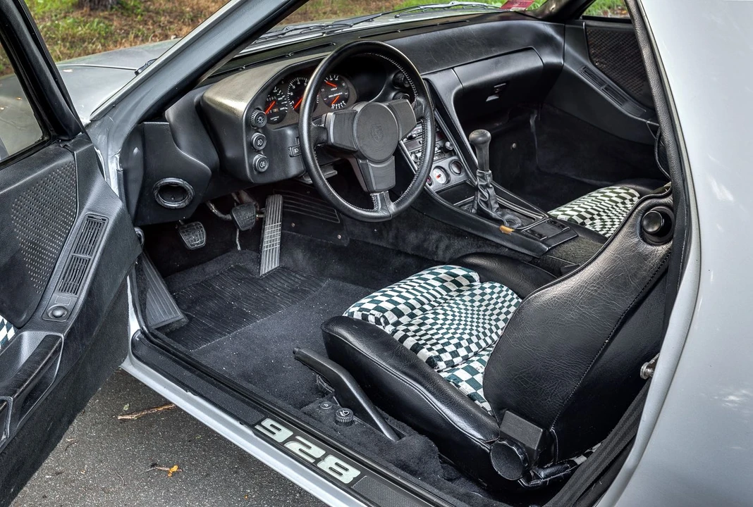 1978 Porsche 928 - Image 10 of 31