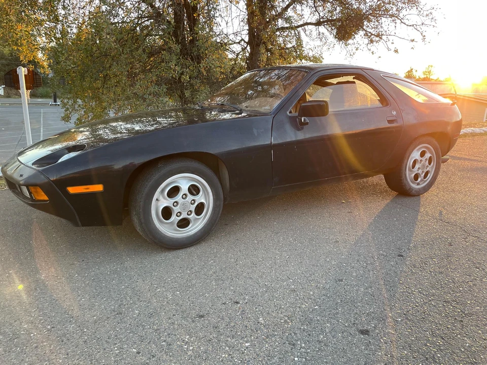 1978 Porsche 928 - Image 2 of 31