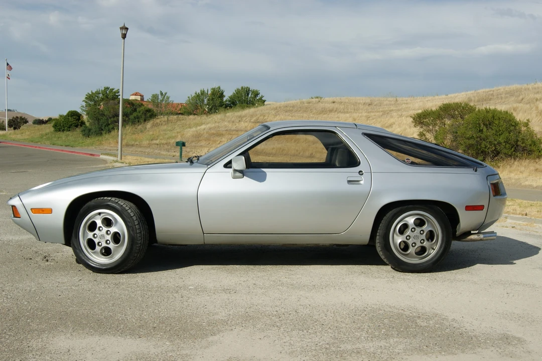 1978 Porsche 928 - Image 2 of 31