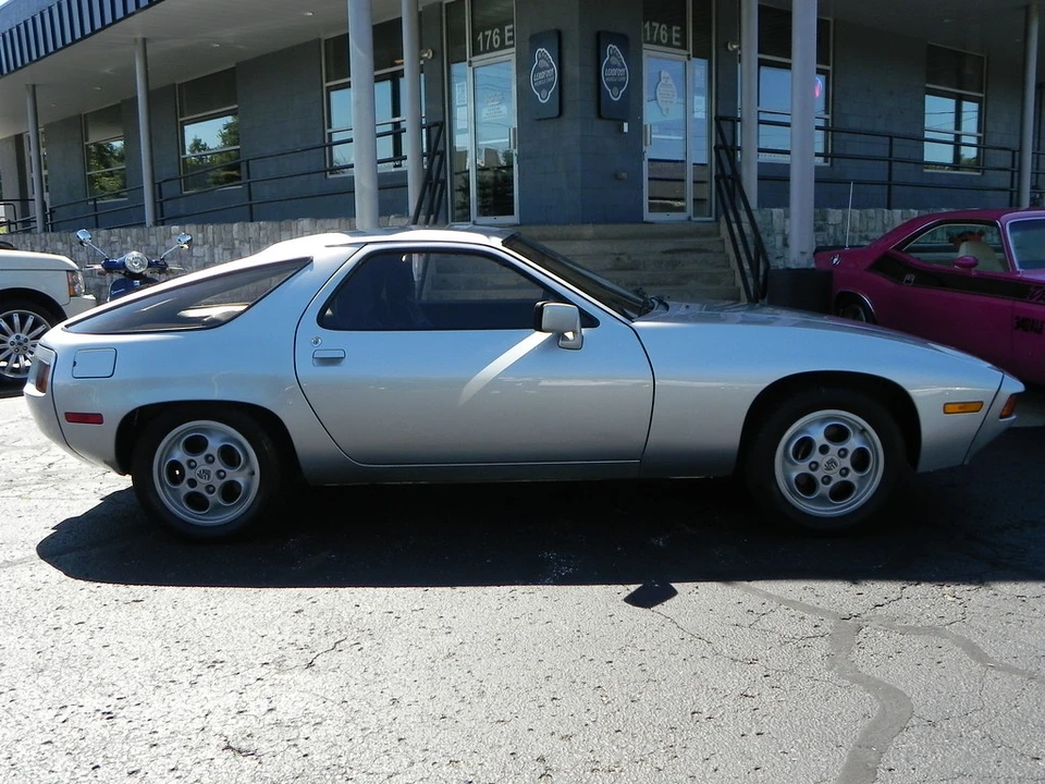 1978 Porsche 928 - Image 7 of 31