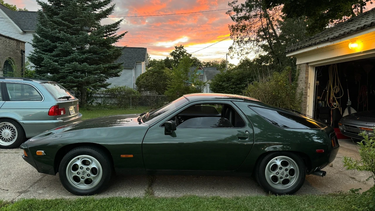 1978 Porsche 928 - Image 2 of 30