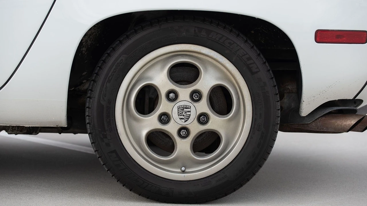 1978 Porsche 928 - Image 23 of 31