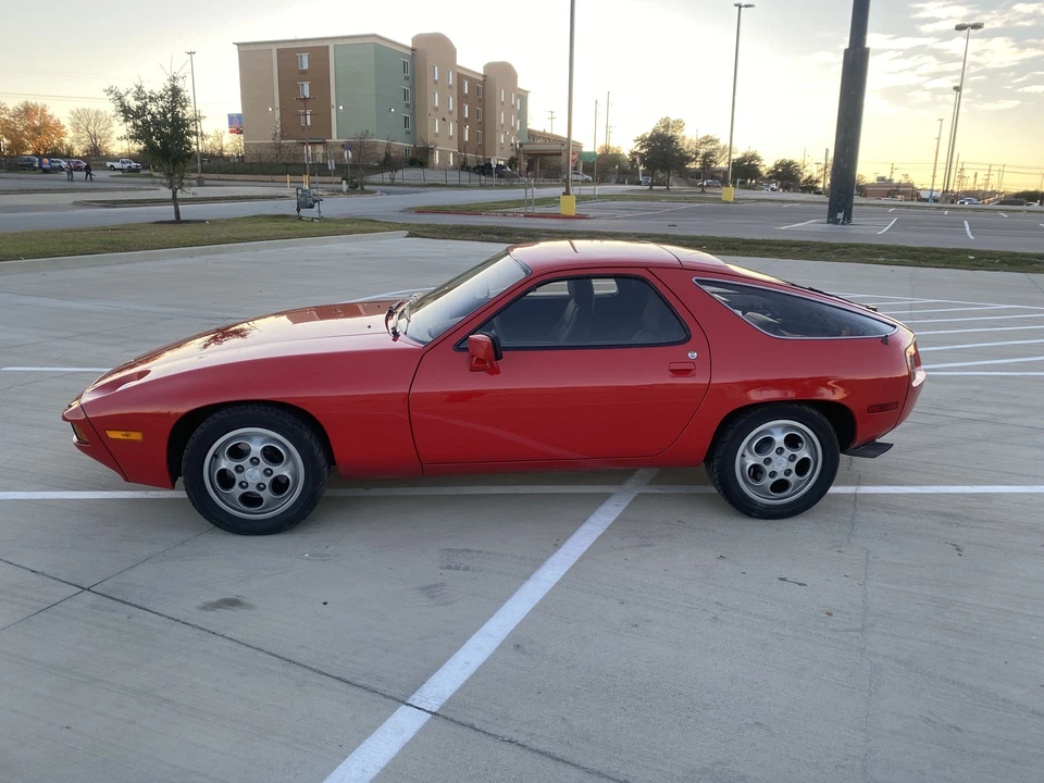 1978 Porsche 928 - Image 2 of 31