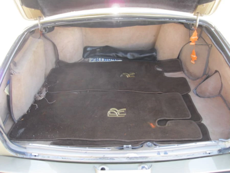 1978 Rolls-Royce Silver Shadow II - Image 6 of 8