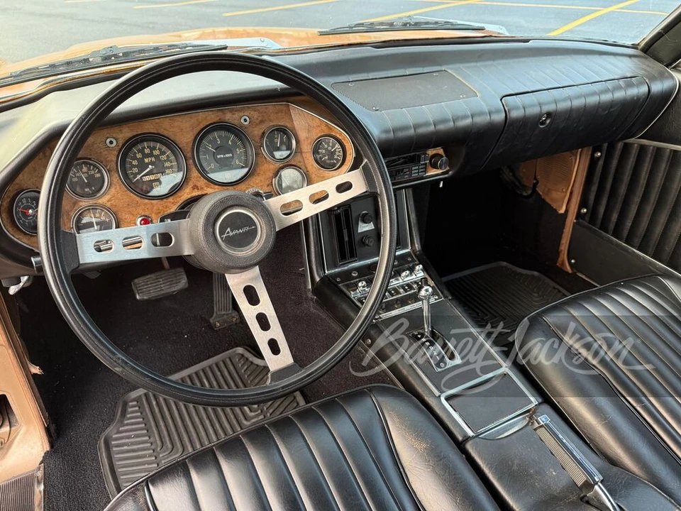 1978 Studebaker Avanti - Image 13 of 13