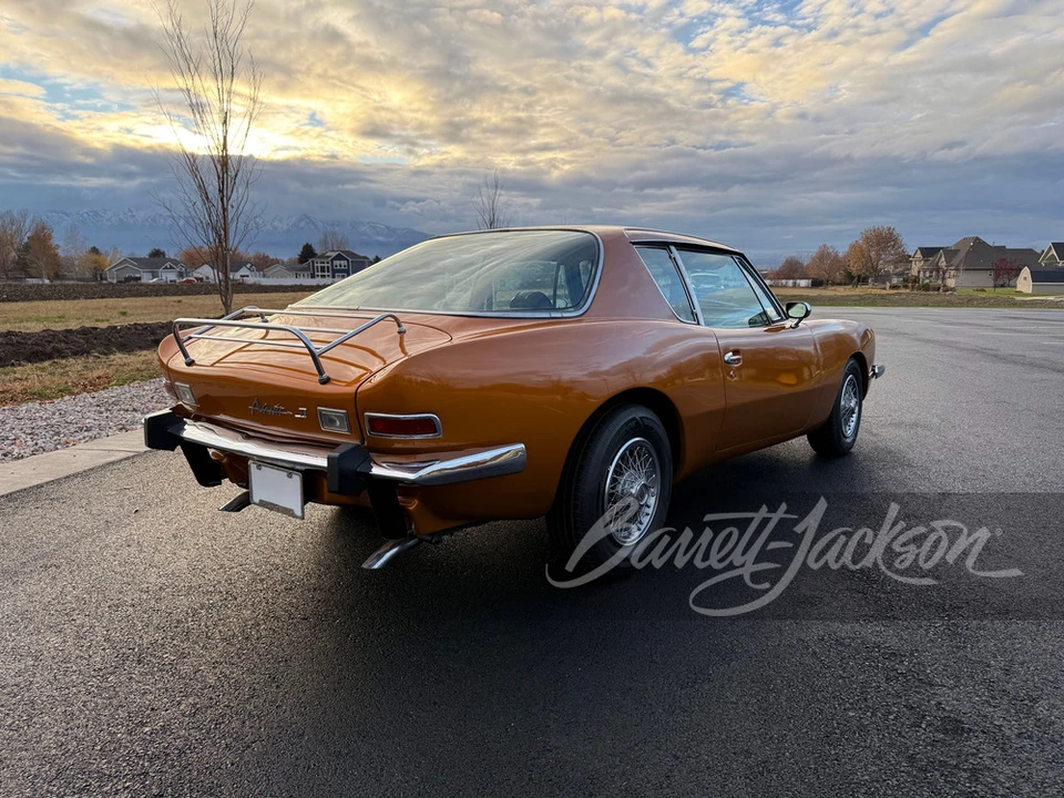 1978 Studebaker Avanti - Image 2 of 13