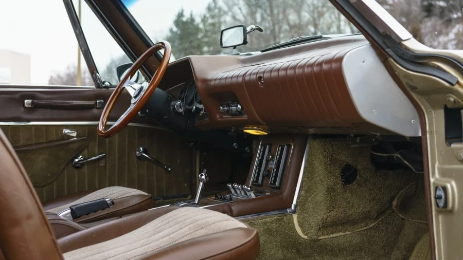 1978 Studebaker Avanti - Image 5 of 12