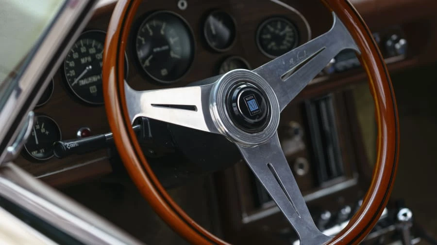 1978 Studebaker Avanti - Image 9 of 12
