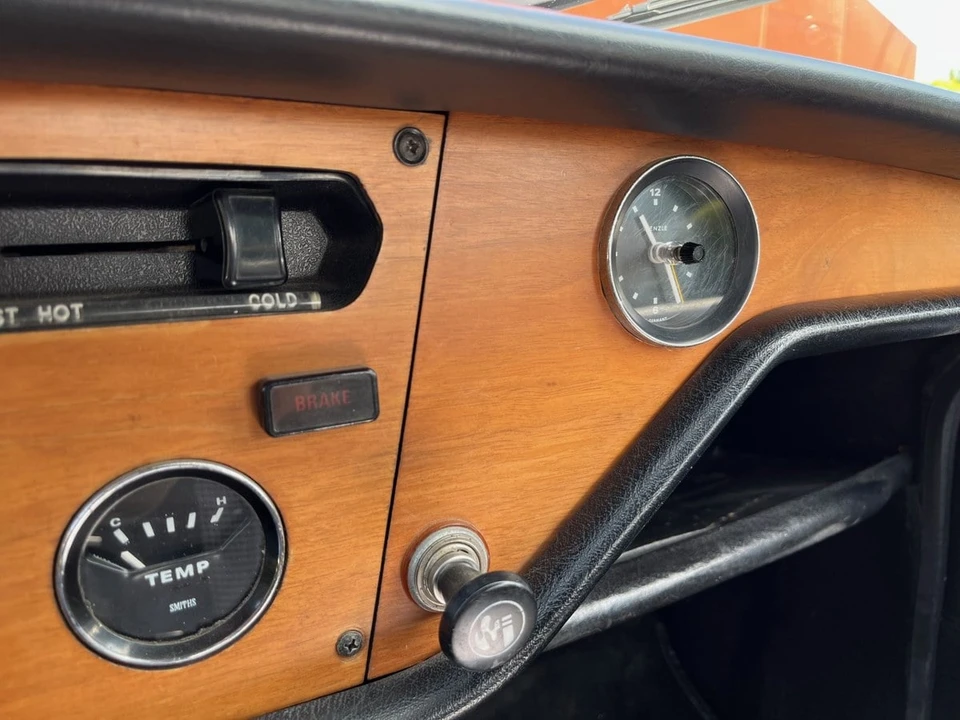 2026 Triumph Spitfire 1500 - Image 17 of 30