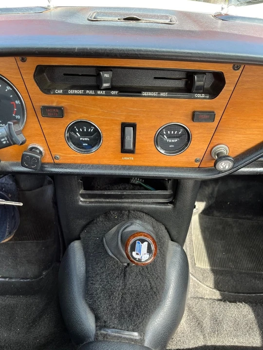 2026 Triumph Spitfire 1500 - Image 18 of 30