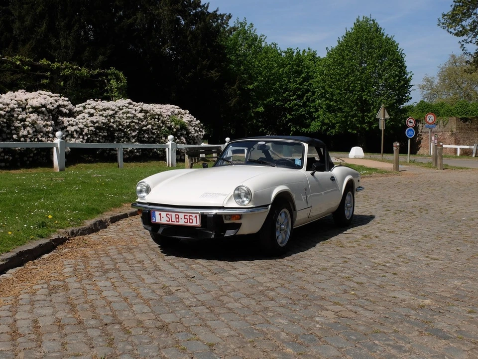 2026 Triumph Spitfire 1500 - Image 2 of 30