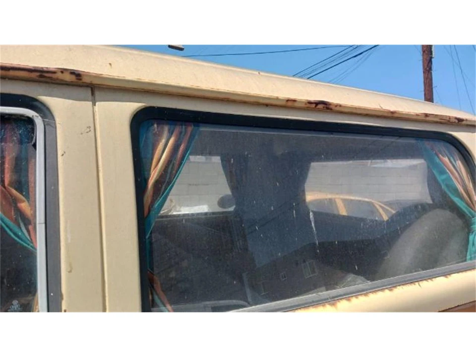 1978 Volkswagen Bay-Window Bus - Image 7 of 11
