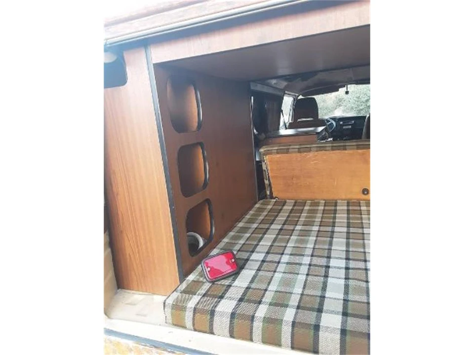 1978 Volkswagen Bay-Window Bus - Image 11 of 19