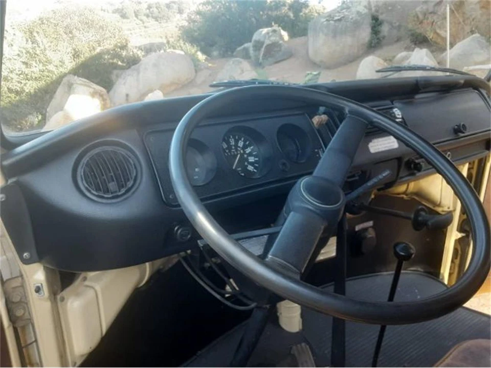 1978 Volkswagen Bay-Window Bus - Image 8 of 19