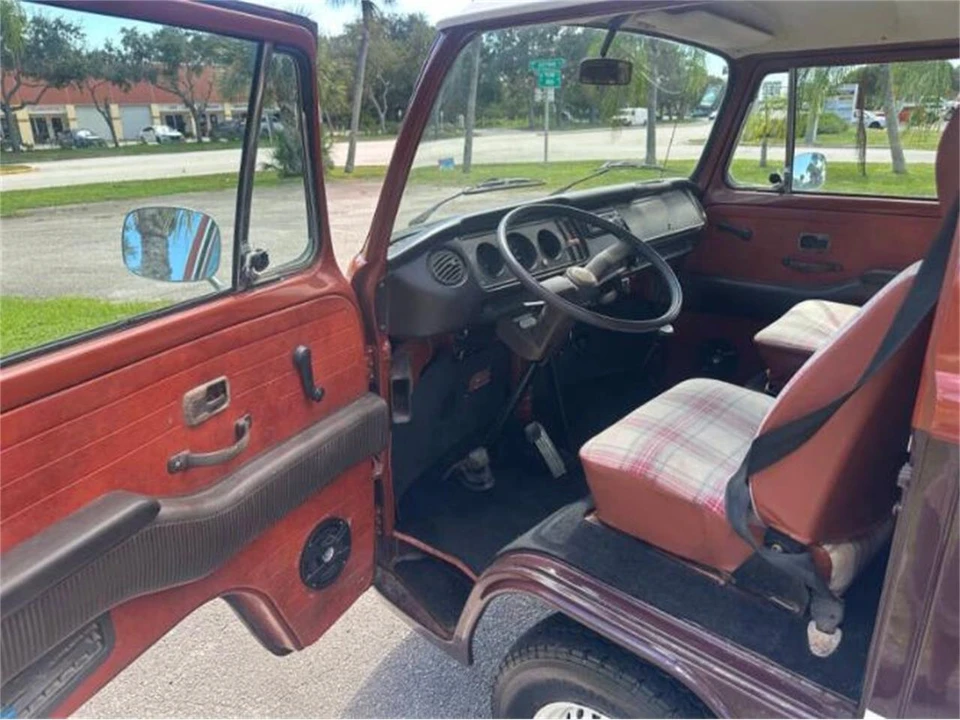 1978 Volkswagen Bay-Window Bus - Image 16 of 25
